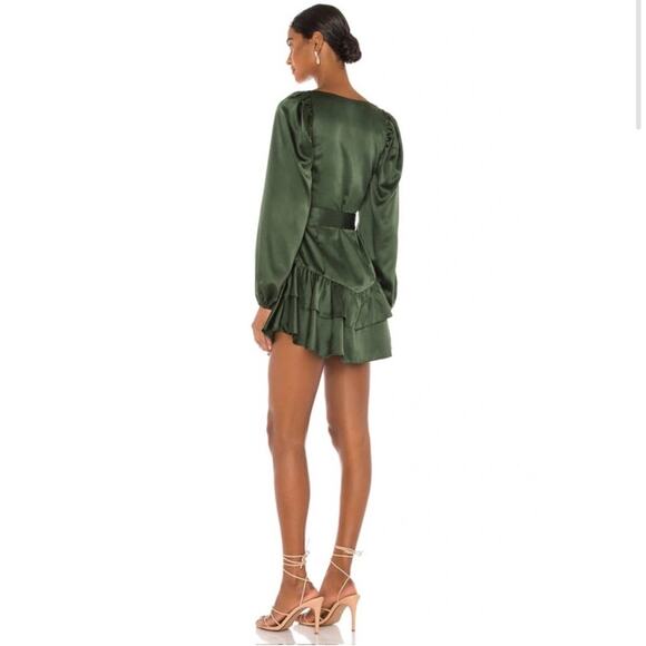 MAJORELLE revolve Etta Mini Dress Autumn Green Satin wedding puff sleeve fall - Picture 3 of 12